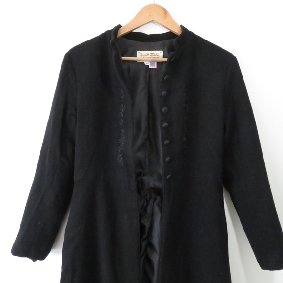 Wah Maker Western Coat - Picture 5 of 8